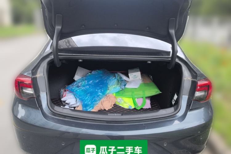 Used Buick Regal 2019 20T Elite Version China VI Standard Trunk