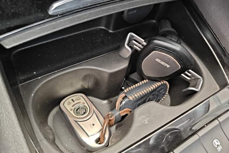 Used Buick Regal 2019 20T Elite Version China VI Standard Vehicle Key