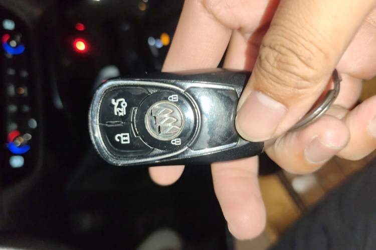 Used Buick Regal 2019 20T Elite Version China VI Standard Vehicle Key