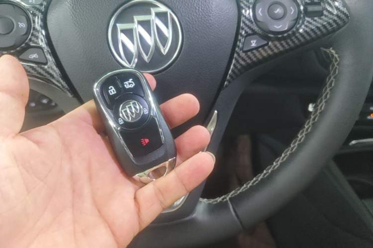 Used Buick Regal 2019 20T Elite Version China VI Standard Vehicle Key