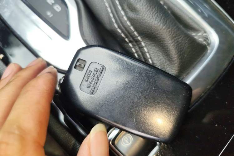 Used Buick Regal 2019 20T Elite Version China VI Standard Vehicle Key
