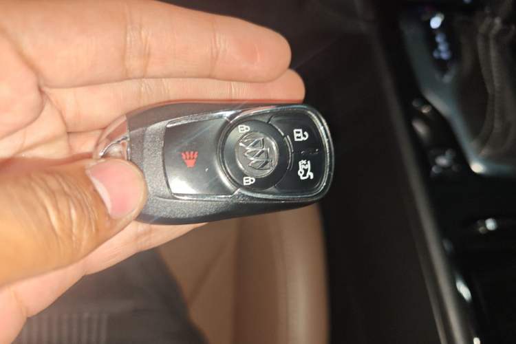Used Buick Regal 2019 20T Elite Version China VI Standard Vehicle Key