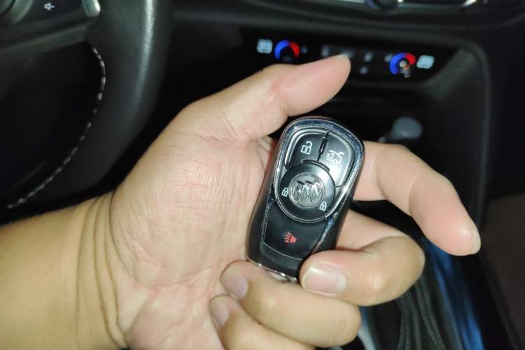 Used Buick Regal 2019 20T Elite Version China VI Standard Vehicle Key