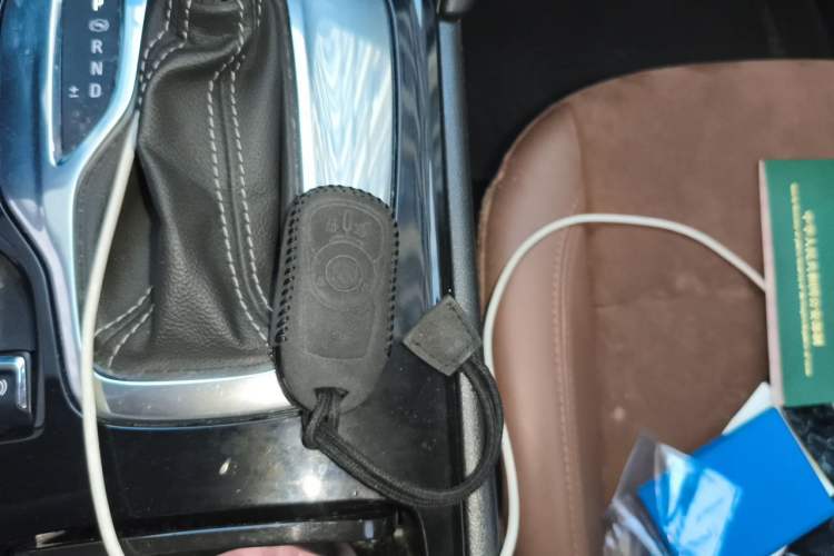 Used Buick Regal 2019 20T Luxury Model China V Standard Vehicle Key