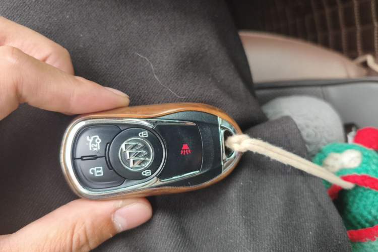 Used Buick Regal 2019 20T Elite Version China V Standard Vehicle Key