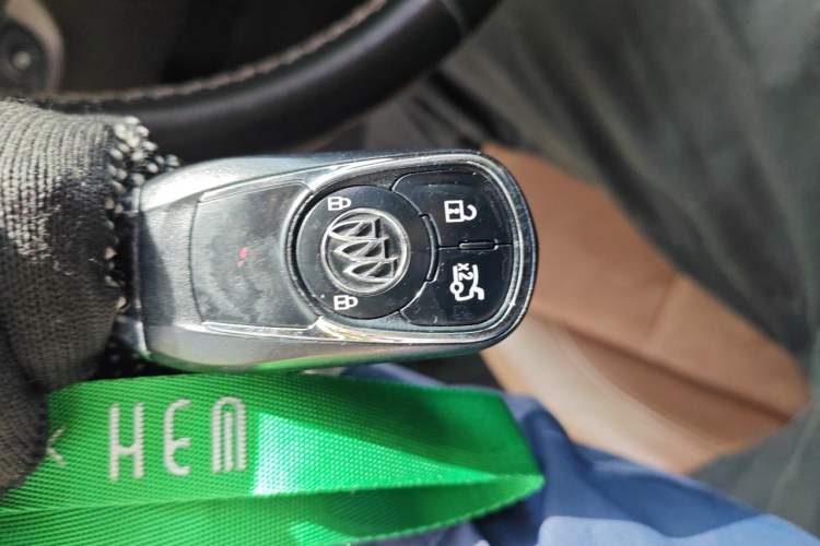 Used Buick Regal 2019 Revised 20T Luxury Version China VI Standard Vehicle Key