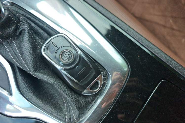 Used Buick Regal 2019 20T Elite Version China VI Standard Vehicle Key