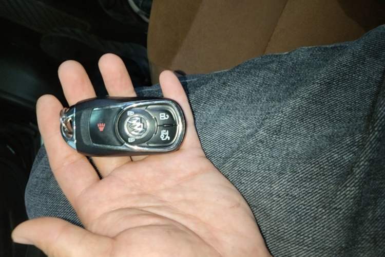 Used Buick Regal 2019 20T Elite Version China VI Standard Vehicle Key