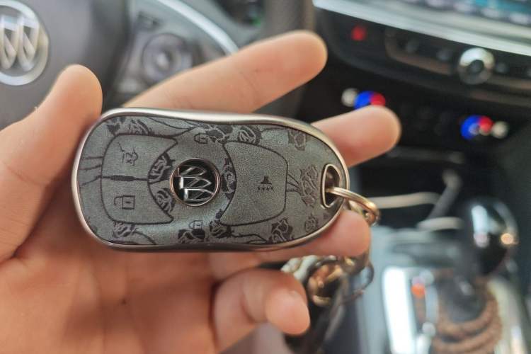 Used Buick Regal 2019 20T Elite Version China VI Standard Vehicle Key