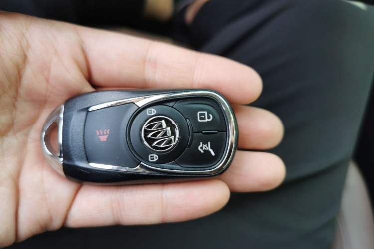 Used Buick Regal 2019 20T Elite Version China VI Standard Vehicle Key