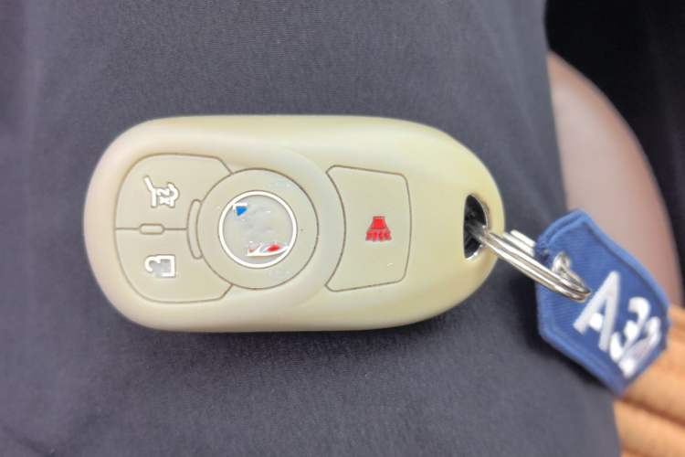 Used Buick Regal 2019 20T Elite Version China VI Standard Vehicle Key