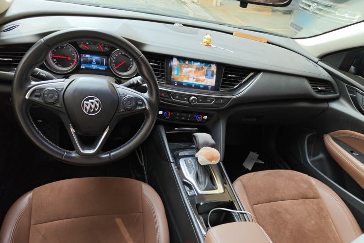 Used Buick Regal 2019 20T Elite Version China VI Standard Center Console