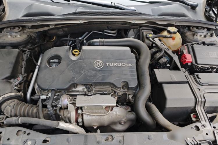 Used Buick Regal 2019 20T Luxury Model China VI Standard Engine Bay