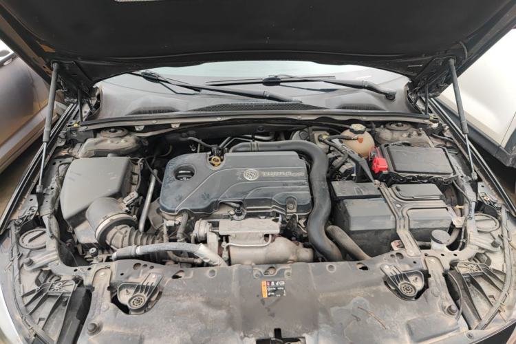 Used Buick Regal 2019 20T Elite Version China VI Standard Engine Bay