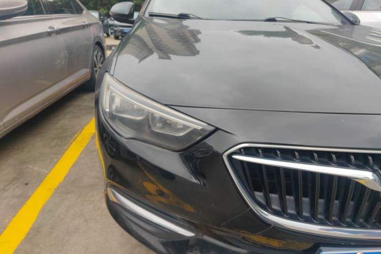 Used Buick Regal 2019 20T Elite Version China VI Standard Right Front Headlight