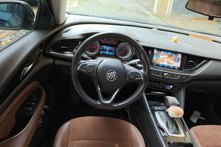 Used Buick Regal 2019 20T Elite Version China VI Standard Steering Wheel