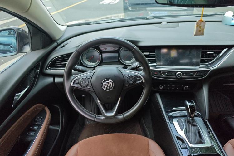 Used Buick Regal 2019 20T Luxury Model China VI Standard Steering Wheel
