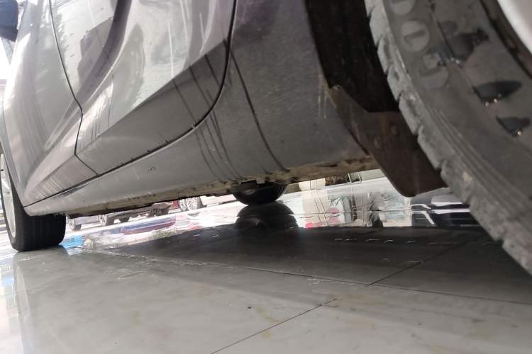 Used Buick Regal 2019 20T Elite Version China VI Standard Left Side Sill