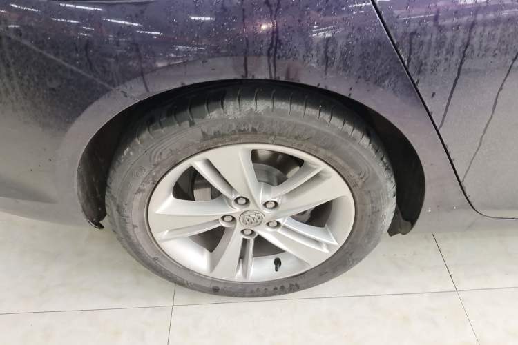 Used Buick Regal 2019 20T Elite Version China VI Standard Right Rear Wheel Hub