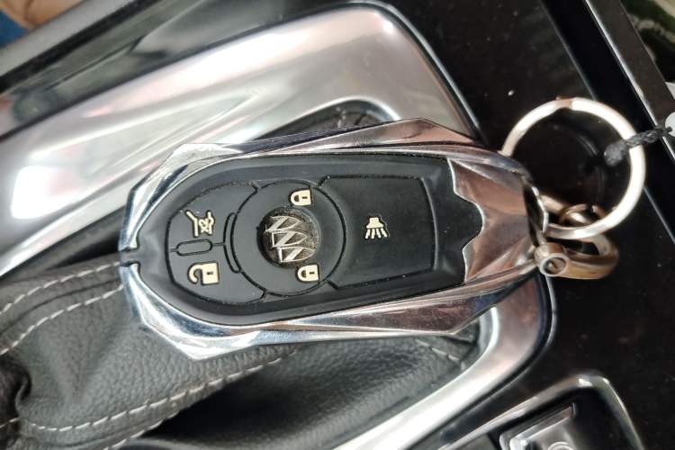 Used Buick Regal 2019 20T Elite Version China VI Standard Vehicle Key