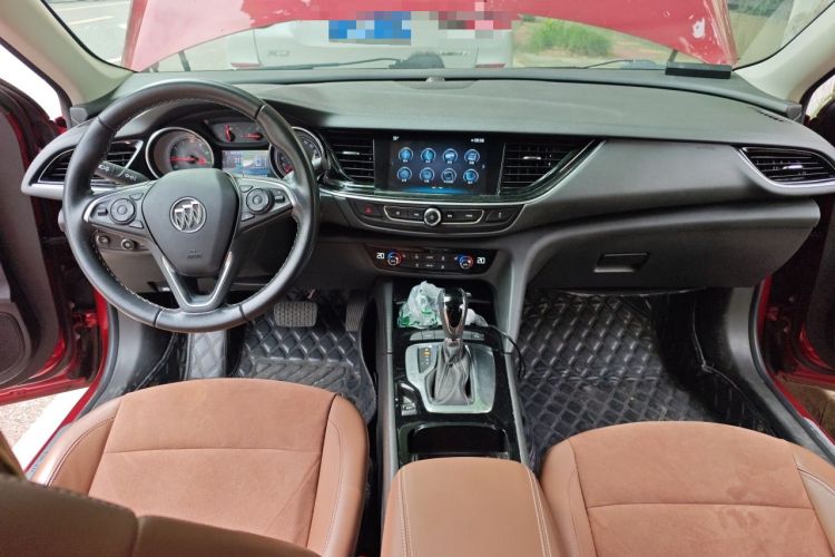 Used Buick Regal 2019 20T Elite Version China VI Standard Center Console