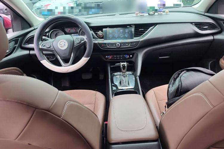 Used Buick Regal 2019 20T Luxury Model China VI Standard Center Console