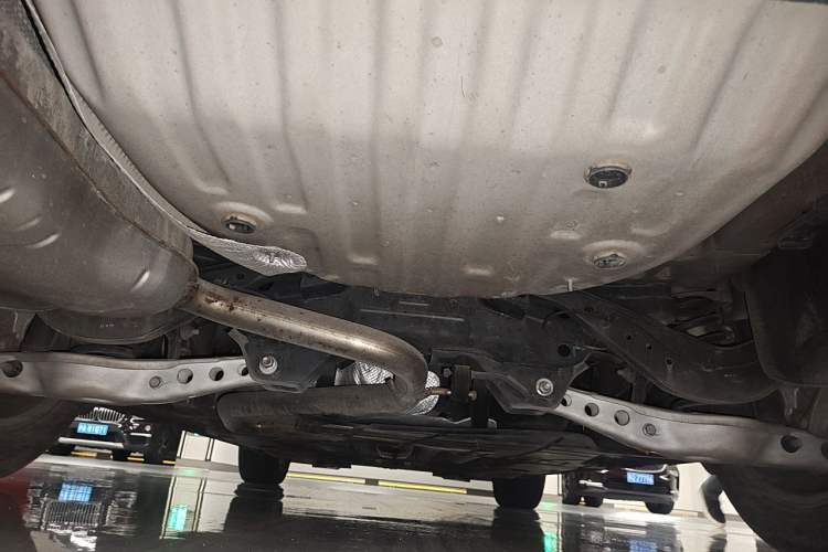 Used Buick Regal 2019 20T Elite Version China VI Standard Chassis Rear