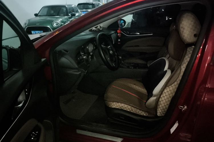 Used Buick Regal 2019 20T Luxury Model China VI Standard Driver Seat