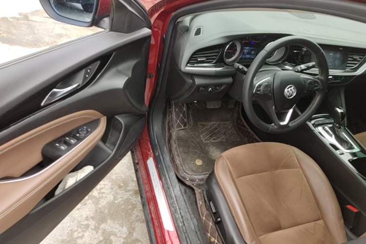 Used Buick Regal 2019 20T Elite Version China VI Standard Driver Seat