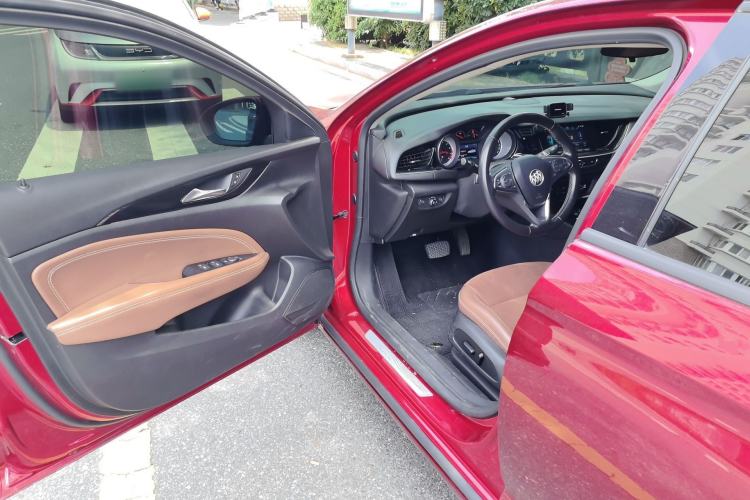 Used Buick Regal 2019 20T Elite Version China V Standard Driver Seat