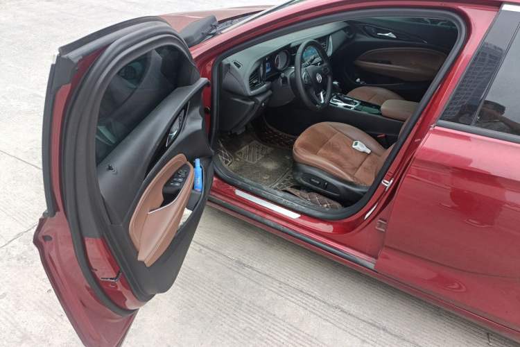 Used Buick Regal 2019 20T Elite Version China VI Standard Driver Seat