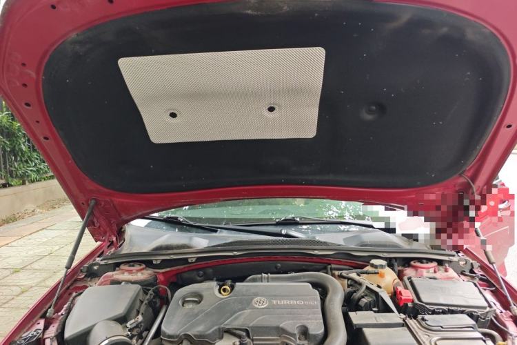 Used Buick Regal 2019 20T Elite Version China VI Standard Engine Bay