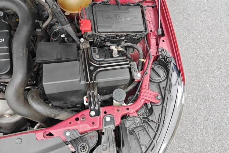 Used Buick Regal 2019 20T Elite Version China VI Standard Engine Bay Left