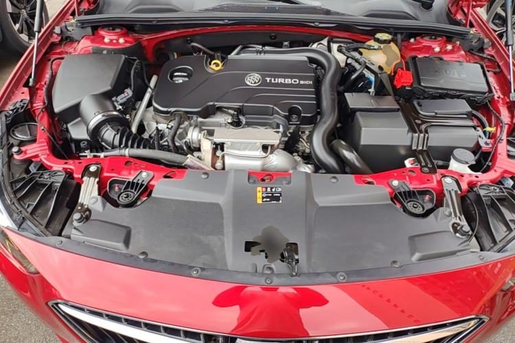 Used Buick Regal 2019 20T Elite Version China VI Standard Engine Bay