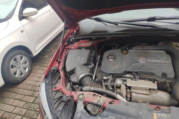 Used Buick Regal 2019 20T Luxury Model China V Standard Engine Bay Right