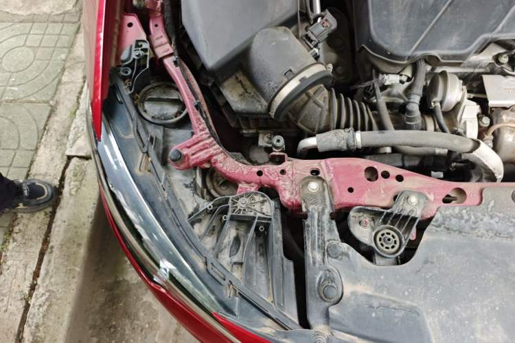 Used Buick Regal 2019 20T Elite Version China VI Standard Engine Bay Right
