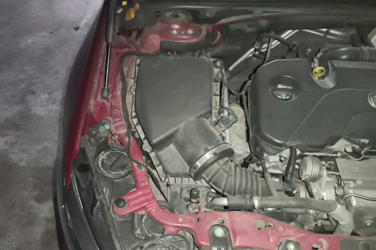 Used Buick Regal 2019 20T Elite Version China V Standard Engine Bay Right