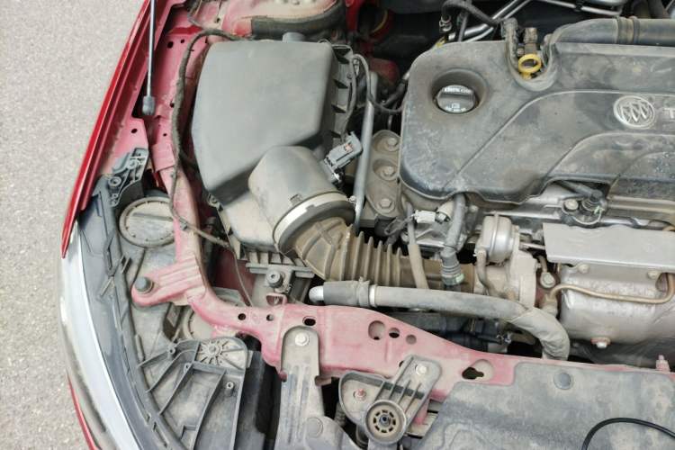 Used Buick Regal 2019 20T Elite Version China V Standard Engine Bay Right