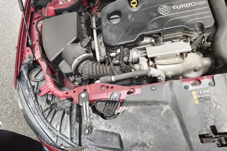 Used Buick Regal 2019 20T Elite Version China VI Standard Engine Bay Right