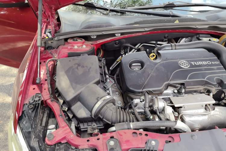 Used Buick Regal 2019 20T Elite Version China V Standard Engine Bay Right