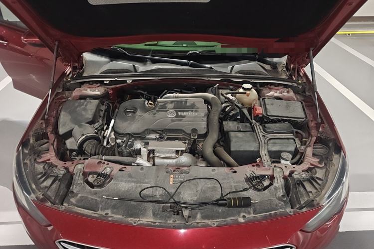 Used Buick Regal 2019 20T Elite Version China VI Standard Engine Bay
