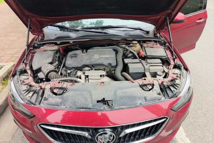 Used Buick Regal 2019 20T Elite Version China VI Standard Engine Bay