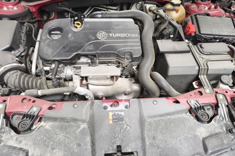Used Buick Regal 2019 20T Elite Version China VI Standard Engine Bay