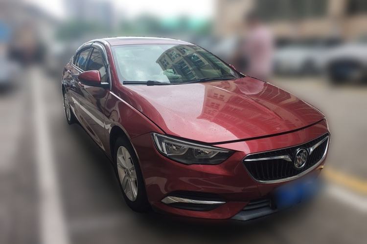 Used Buick Regal 2019 20T Elite Version China V Standard Front Right 45 Deg