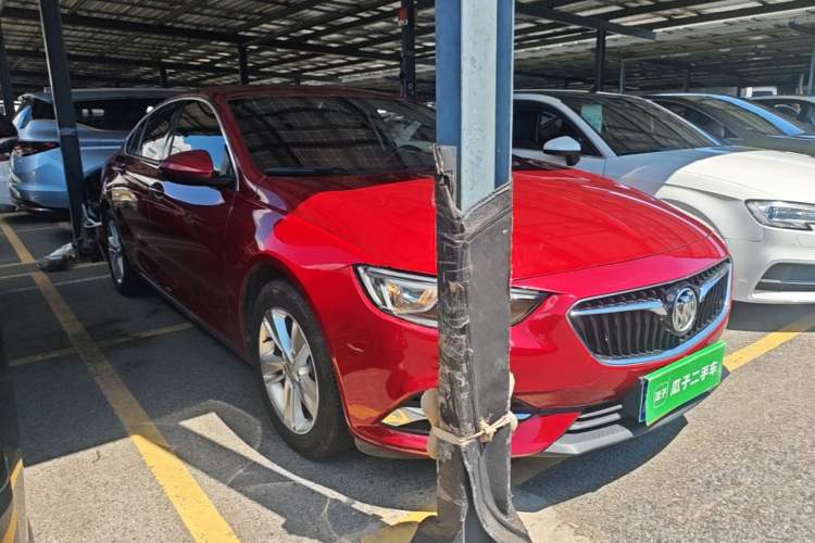 Used Buick Regal 2019 20T Elite Version China VI Standard Front Right 45 Deg
