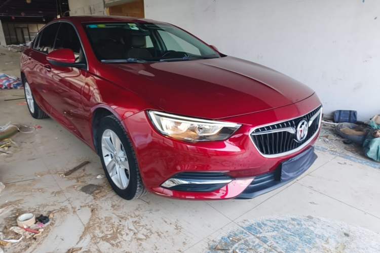 Used Buick Regal 2019 20T Elite Version China V Standard Front Right 45 Deg