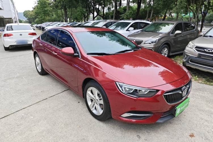 Used Buick Regal 2019 20T Elite Version China V Standard Front Right 45 Deg