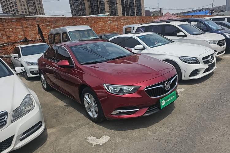 Used Buick Regal 2019 20T Elite Version China VI Standard Front Right 45 Deg