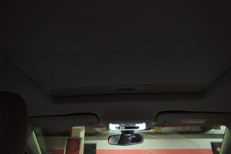 Used Buick Regal 2019 20T Elite Version China VI Standard Headliner