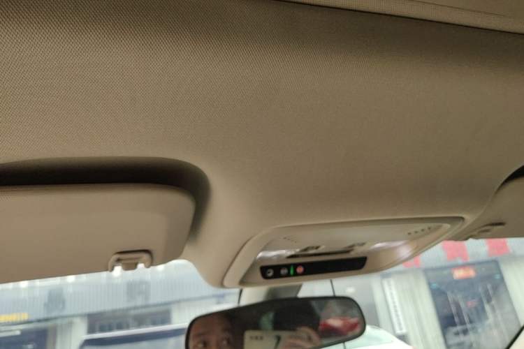 Used Buick Regal 2019 20T Elite Version China VI Standard Headliner